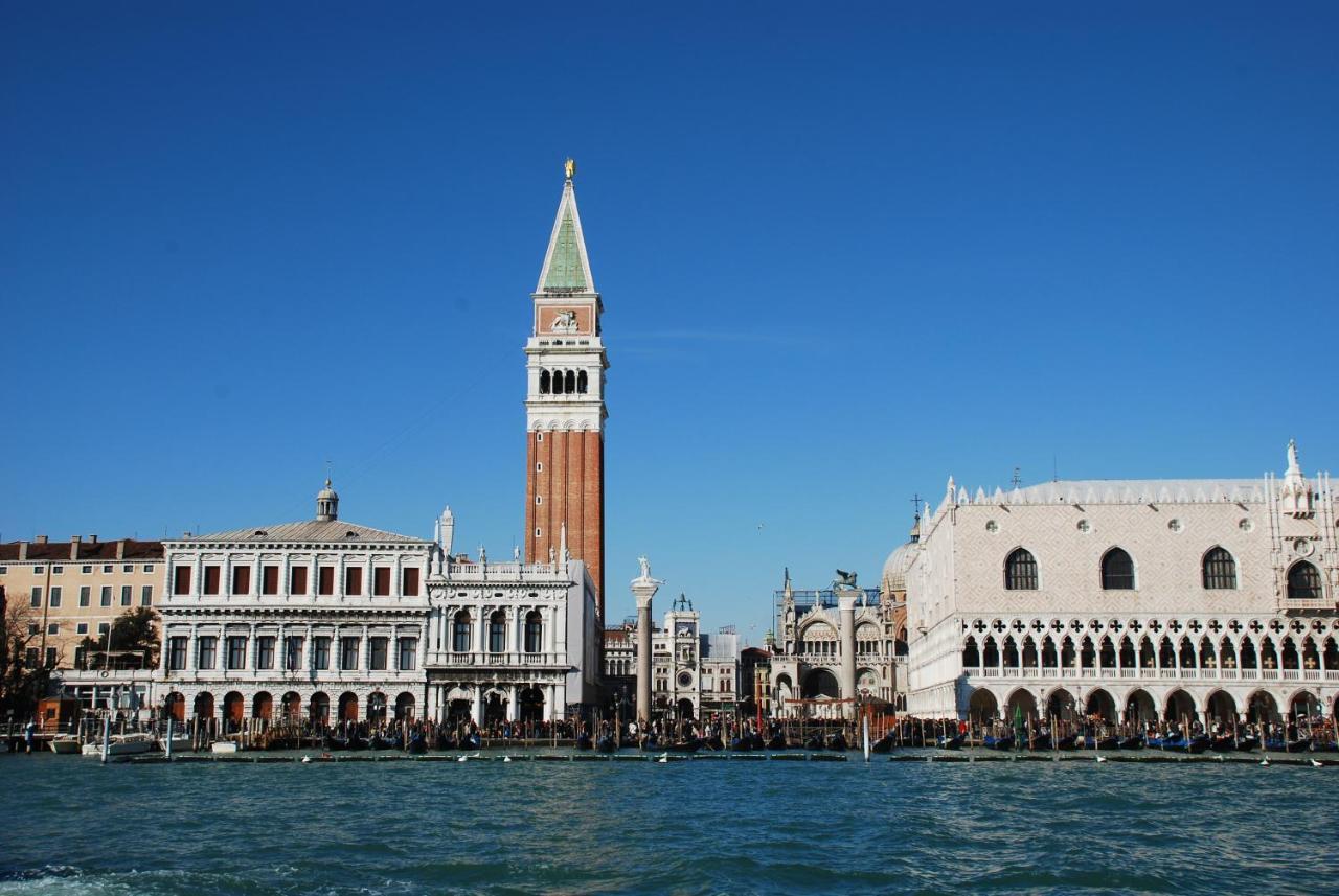 Canal Tron Venezia Eksteriør bilde